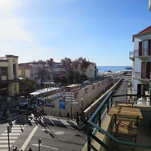 Market Downtown T3 Apartment